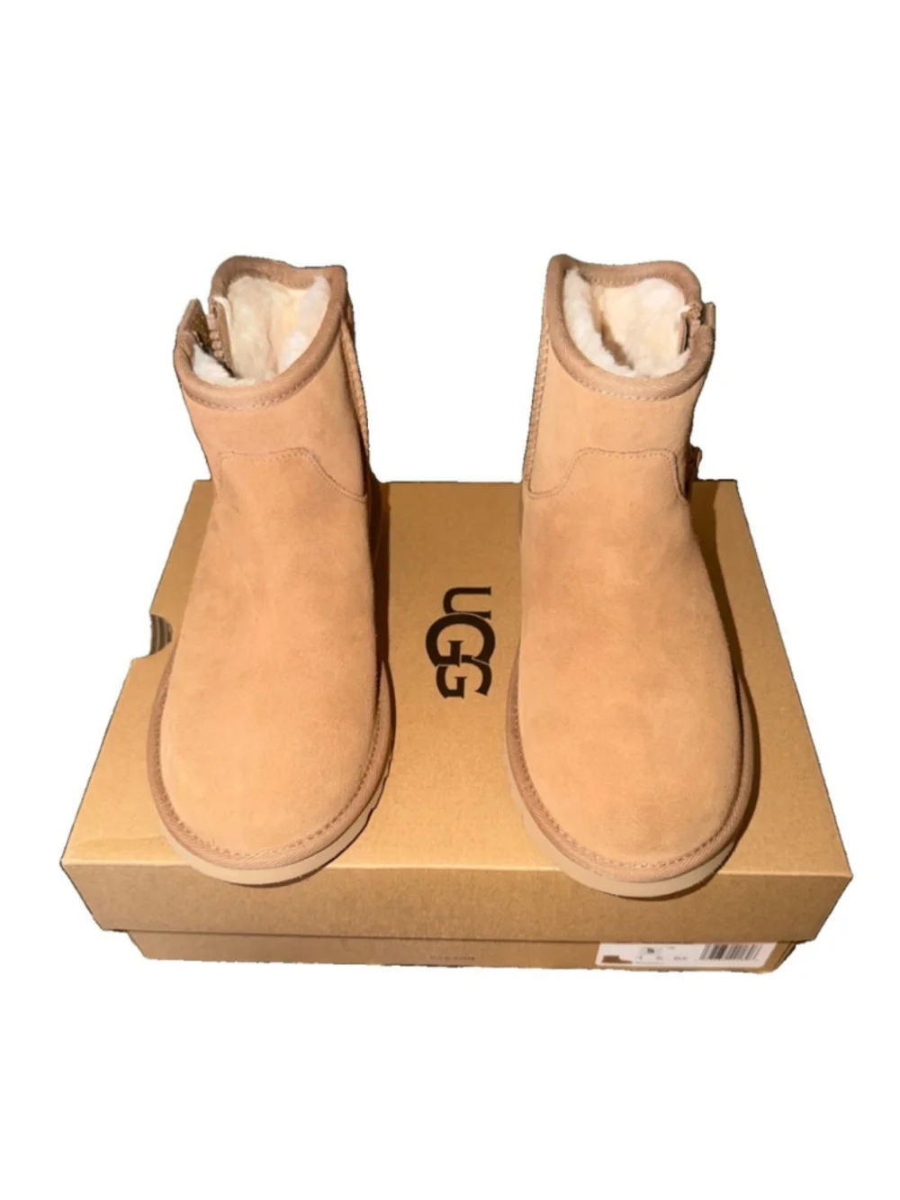 UGG KIDS ADRI CLASSIC MINI BOOT CHESNUT COLOR SIZE 5 US